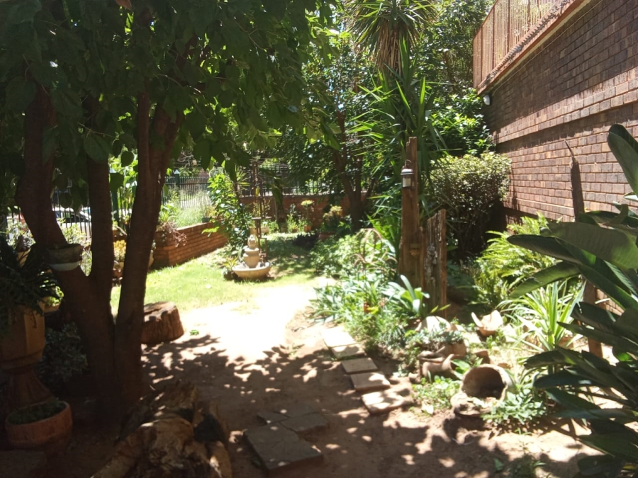 3 Bedroom Property for Sale in Sunnyside Gauteng