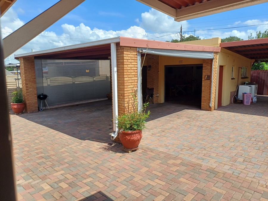 3 Bedroom Property for Sale in Vanderbijlpark SW 1 Gauteng