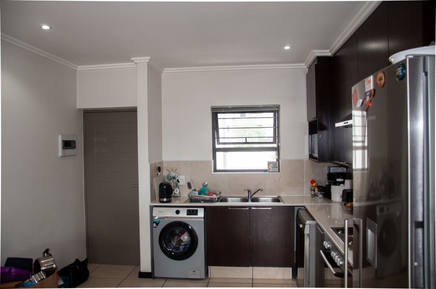 2 Bedroom Property for Sale in Barbeque Downs Gauteng