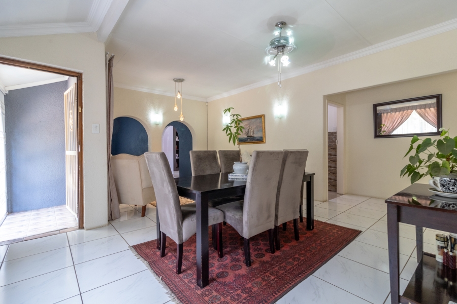 3 Bedroom Property for Sale in Brackendowns Gauteng