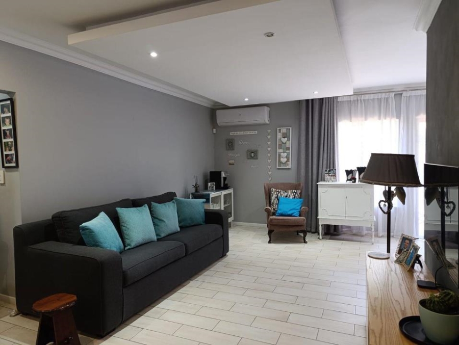 3 Bedroom Property for Sale in Brackenhurst Gauteng