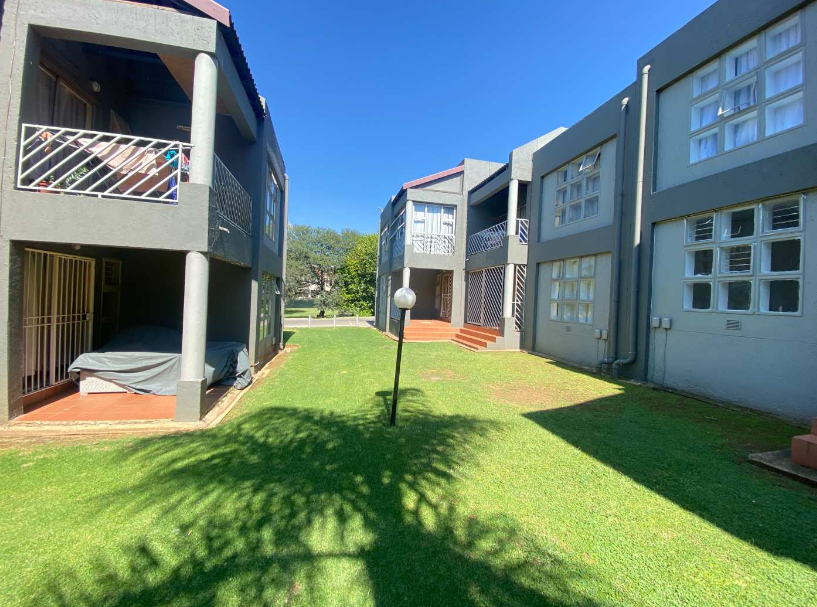 3 Bedroom Property for Sale in Mulbarton Gauteng