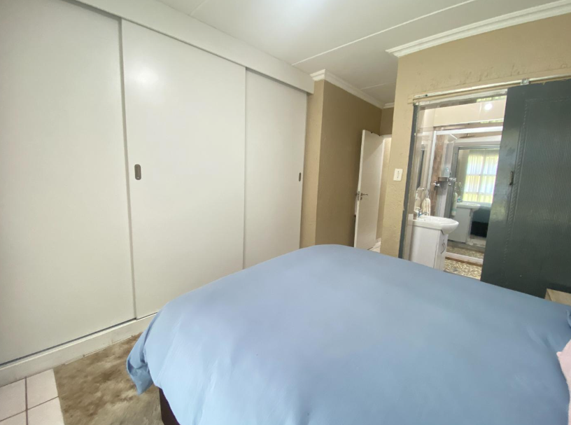3 Bedroom Property for Sale in Mulbarton Gauteng
