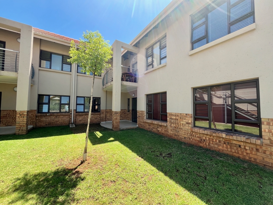 To Let 2 Bedroom Property for Rent in The Retreat Gauteng