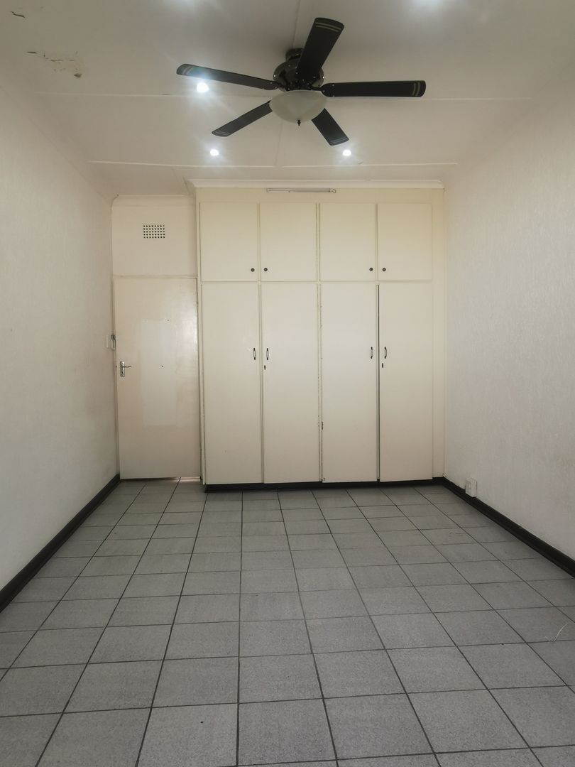 To Let 3 Bedroom Property for Rent in Discovery Gauteng