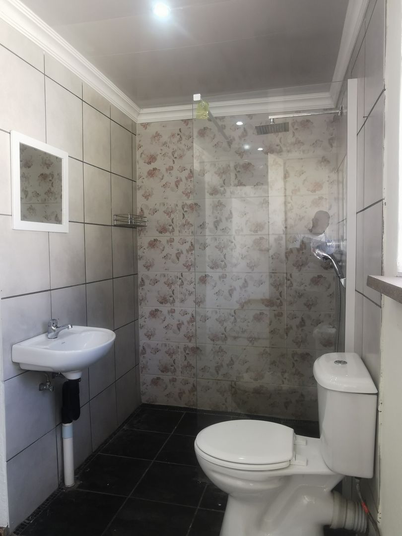 To Let 3 Bedroom Property for Rent in Discovery Gauteng