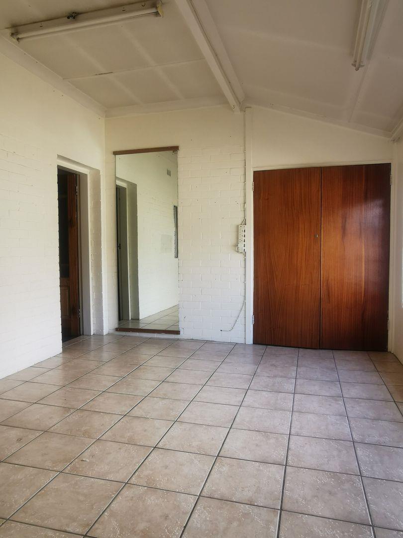 To Let 3 Bedroom Property for Rent in Discovery Gauteng