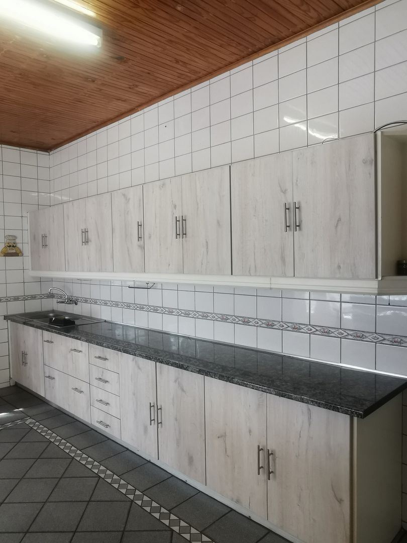 To Let 3 Bedroom Property for Rent in Discovery Gauteng