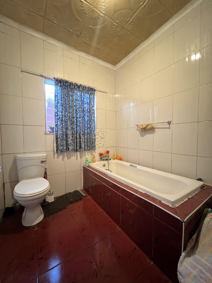 5 Bedroom Property for Sale in Newlands Gauteng