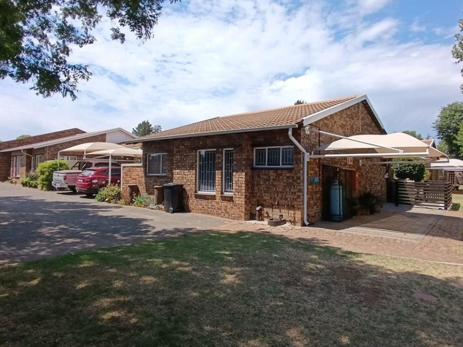 3 Bedroom Property for Sale in Brackenhurst Gauteng