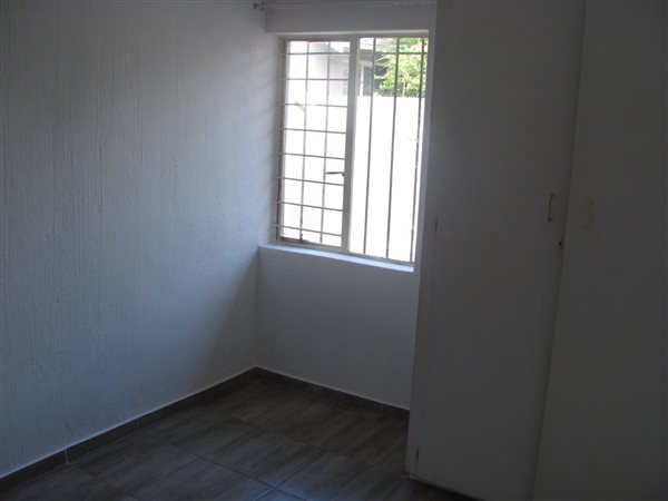 To Let 2 Bedroom Property for Rent in Sundowner Gauteng