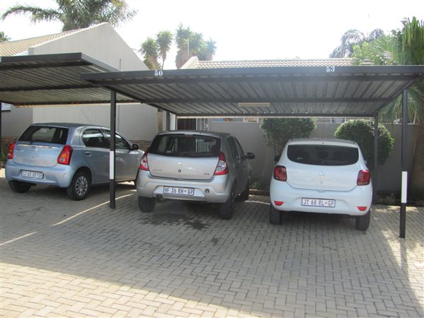 To Let 2 Bedroom Property for Rent in Sundowner Gauteng