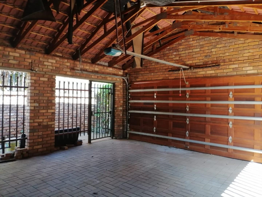 3 Bedroom Property for Sale in Theresa Park Gauteng