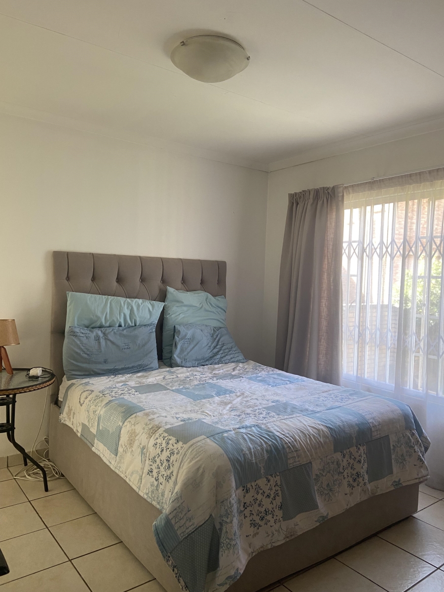 3 Bedroom Property for Sale in Kosmosdal Gauteng