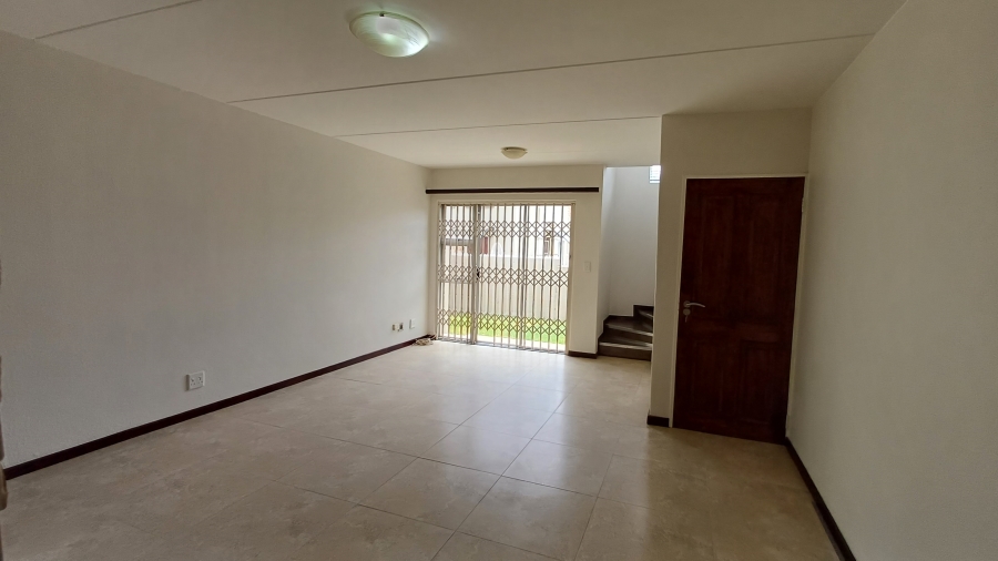 2 Bedroom Property for Sale in Sunninghill Gauteng