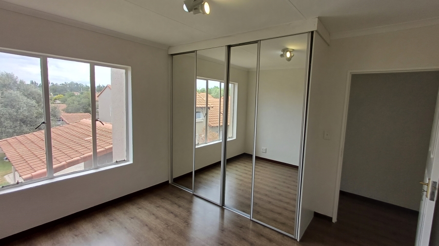 2 Bedroom Property for Sale in Sunninghill Gauteng