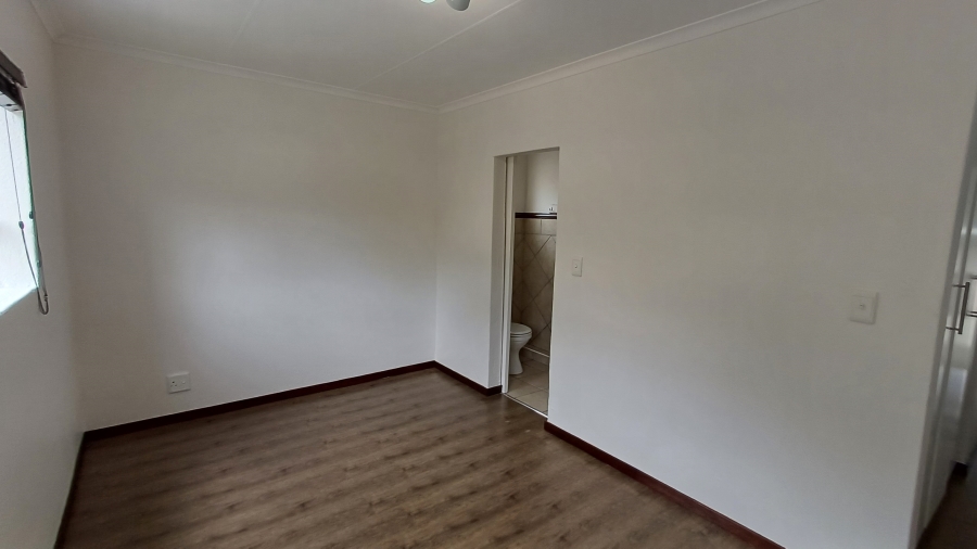 2 Bedroom Property for Sale in Sunninghill Gauteng