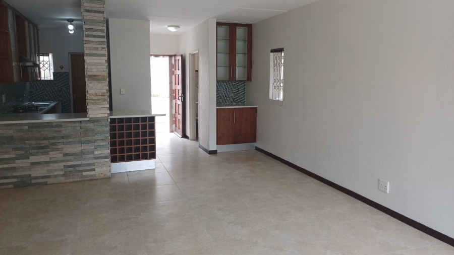 2 Bedroom Property for Sale in Sunninghill Gauteng