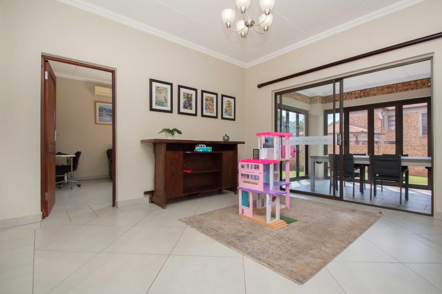 3 Bedroom Property for Sale in Poortview Gauteng