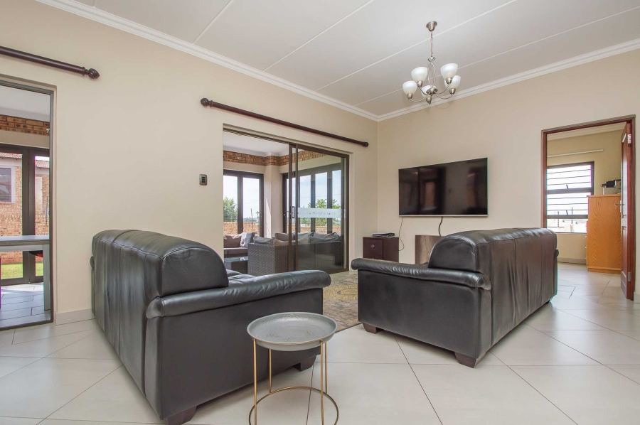 3 Bedroom Property for Sale in Poortview Gauteng