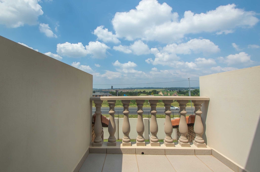 3 Bedroom Property for Sale in Poortview Gauteng