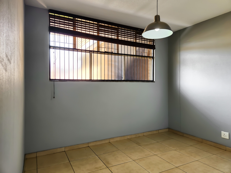 2 Bedroom Property for Sale in Sunnyside Gauteng