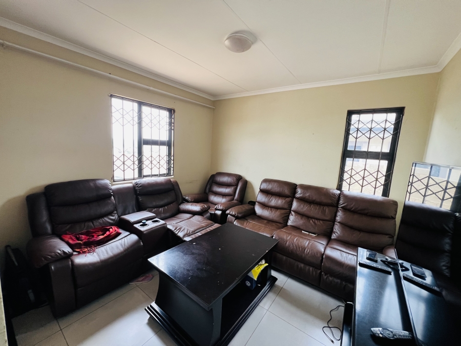 To Let 3 Bedroom Property for Rent in Kya Sands Gauteng