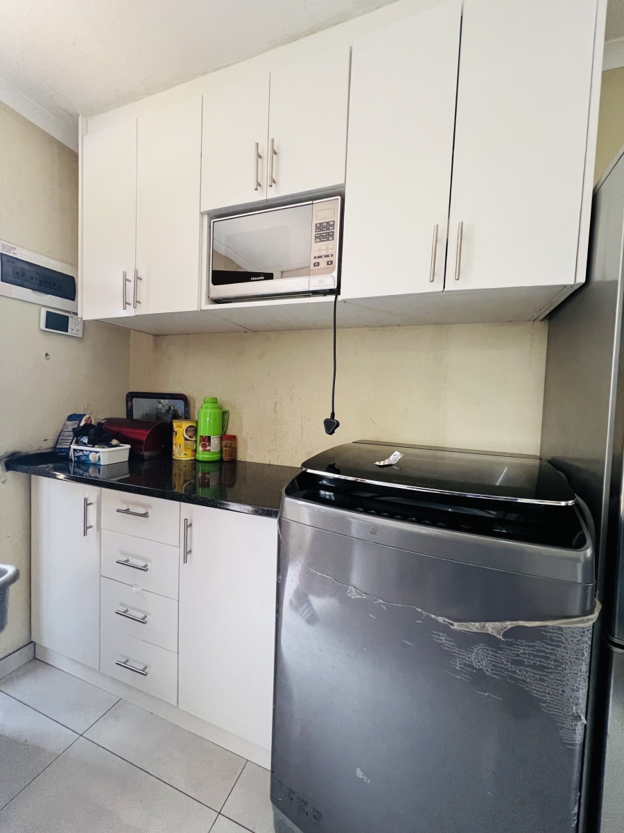 To Let 3 Bedroom Property for Rent in Kya Sands Gauteng