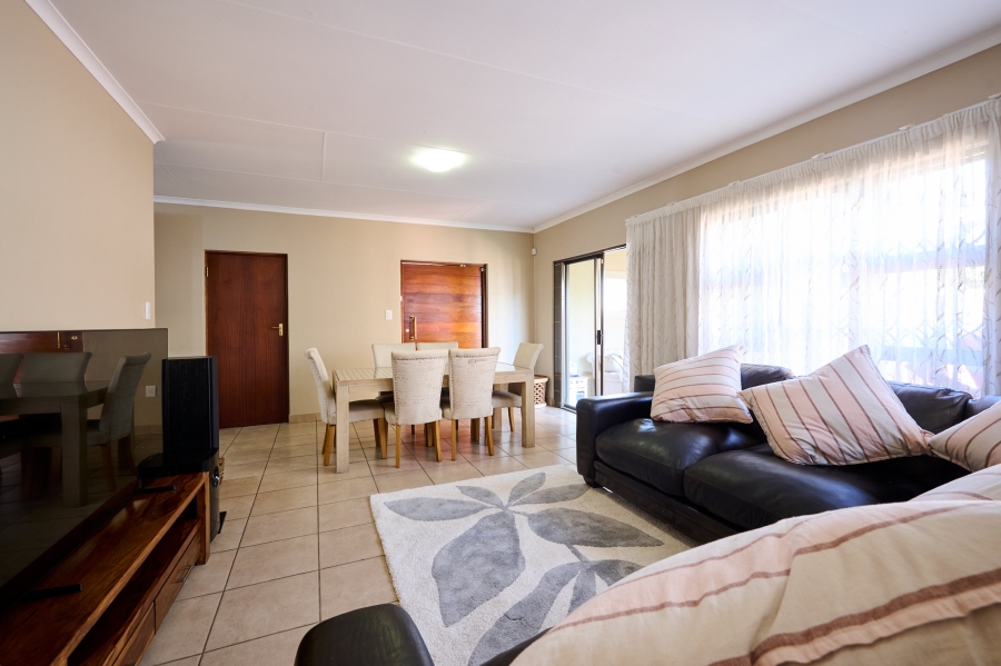 4 Bedroom Property for Sale in Noordwyk Gauteng