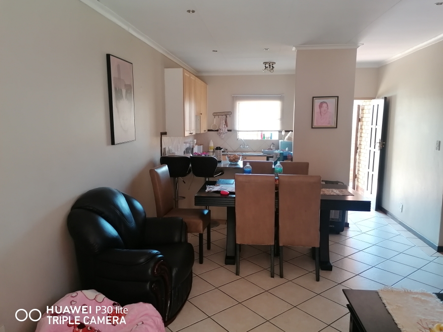 3 Bedroom Property for Sale in Equestria Gauteng