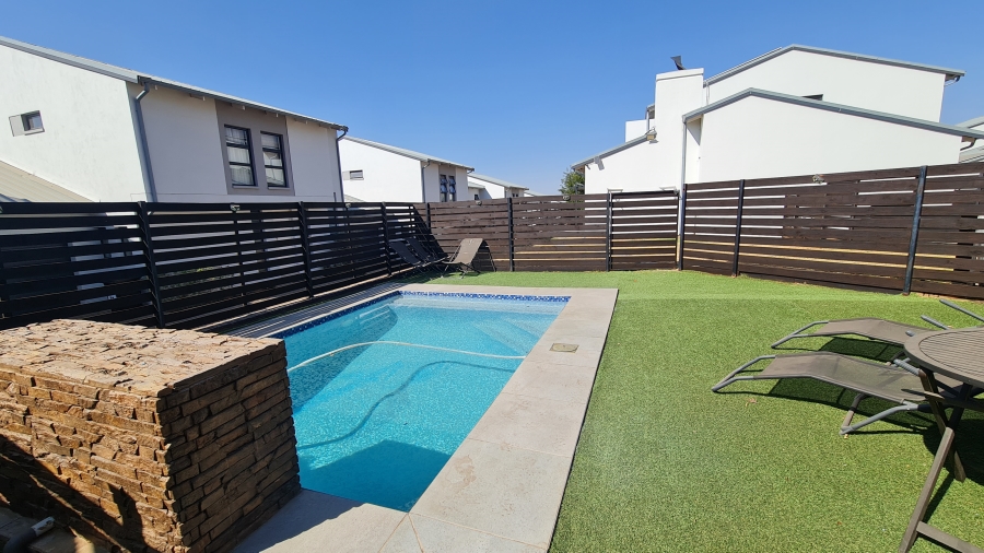 To Let 3 Bedroom Property for Rent in Willowbrook Gauteng