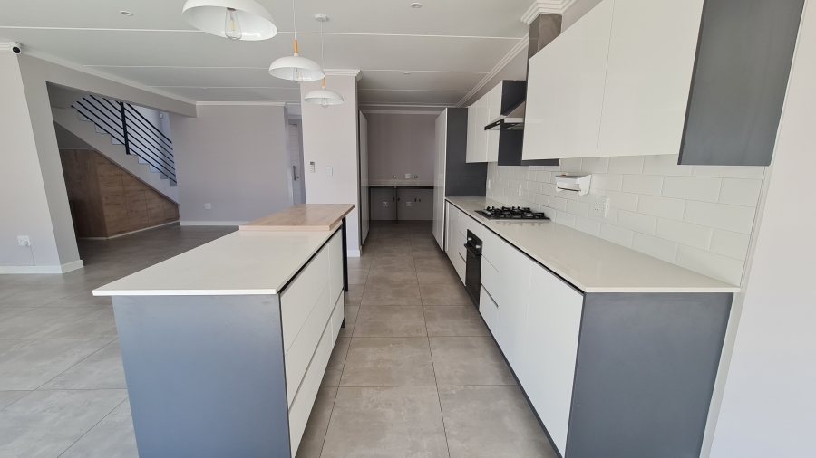 To Let 3 Bedroom Property for Rent in Willowbrook Gauteng