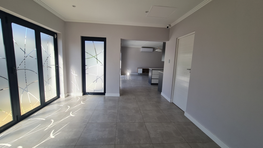 To Let 3 Bedroom Property for Rent in Willowbrook Gauteng