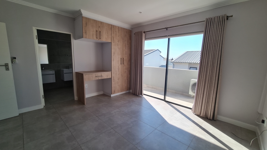 To Let 3 Bedroom Property for Rent in Willowbrook Gauteng