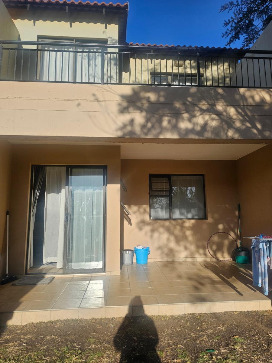 To Let 2 Bedroom Property for Rent in North Riding Gauteng