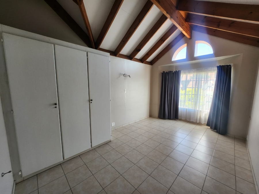 3 Bedroom Property for Sale in Eldoraigne Gauteng