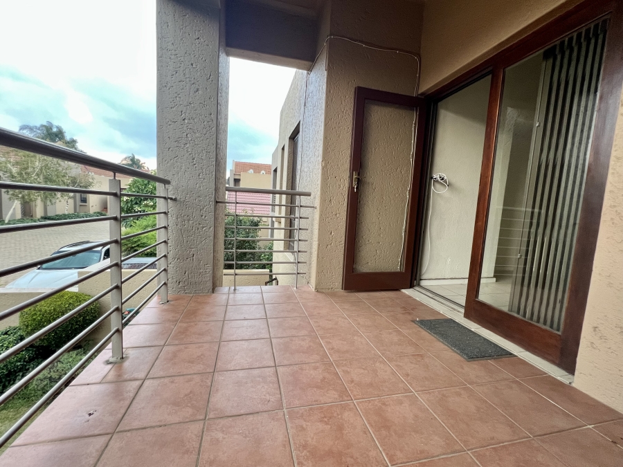 2 Bedroom Property for Sale in Khyber Rock Gauteng