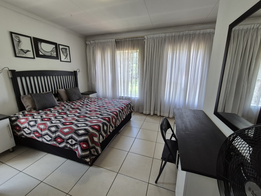 2 Bedroom Property for Sale in Hennopspark Gauteng