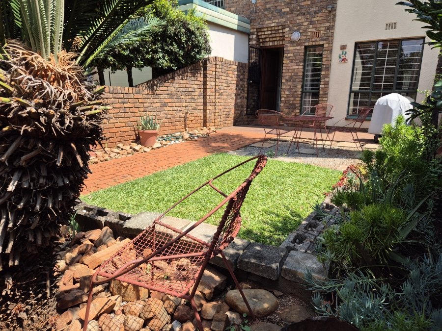 2 Bedroom Property for Sale in Hennopspark Gauteng