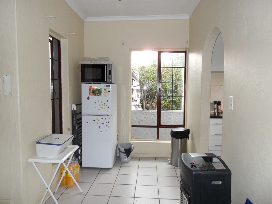 2 Bedroom Property for Sale in Corlett Gardens Gauteng