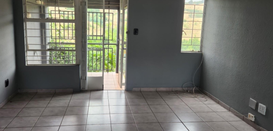 2 Bedroom Property for Sale in Linmeyer Gauteng