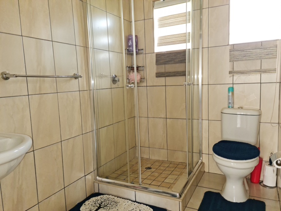 3 Bedroom Property for Sale in Eastleigh Gauteng