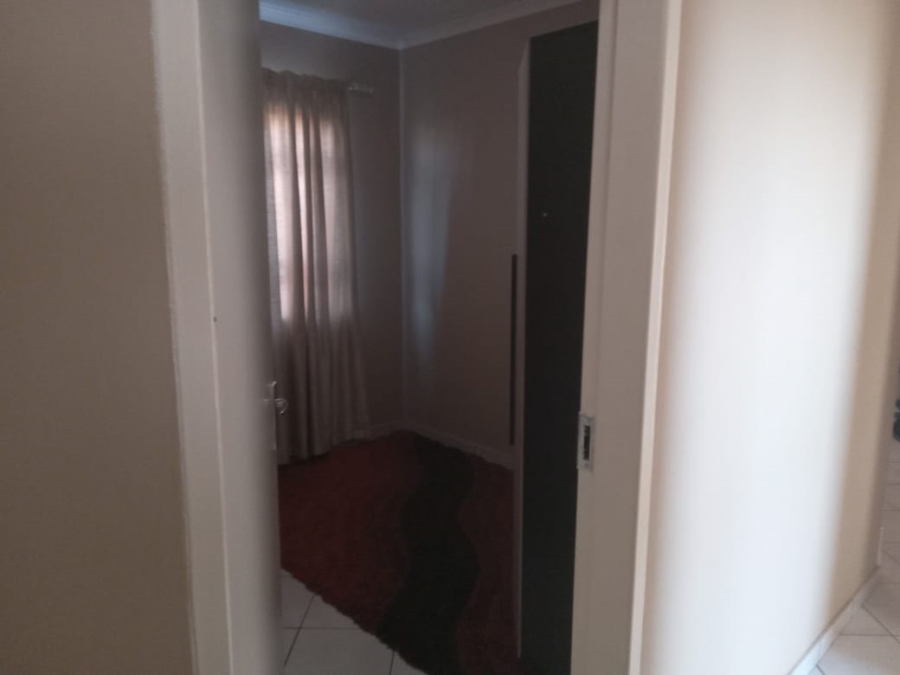 To Let 3 Bedroom Property for Rent in Salfin Gauteng