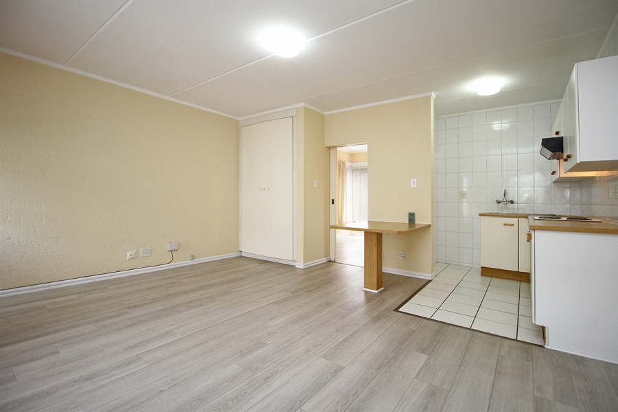 1 Bedroom Property for Sale in Morning Hill Gauteng