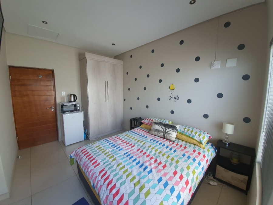 To Let 3 Bedroom Property for Rent in Midstream Estate Gauteng
