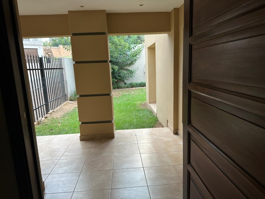 To Let 4 Bedroom Property for Rent in Kyalami Gauteng