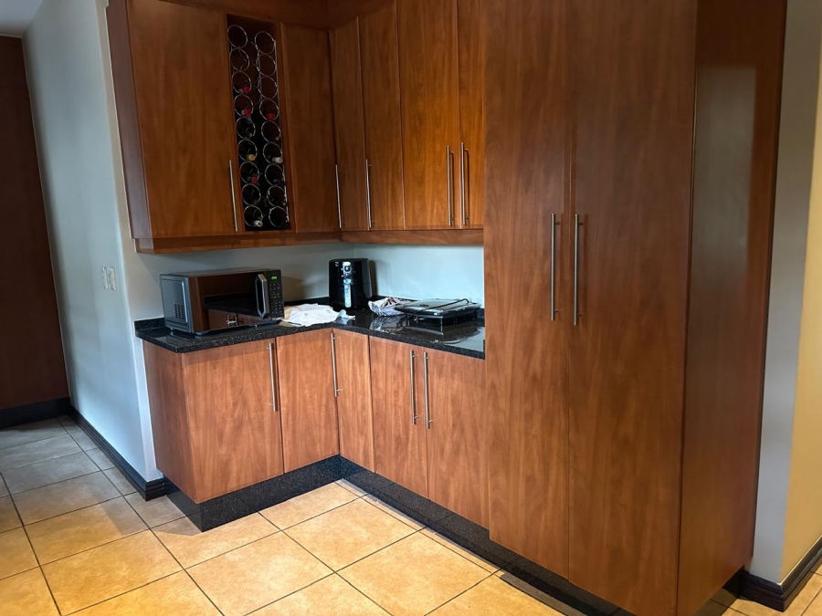 To Let 4 Bedroom Property for Rent in Kyalami Gauteng