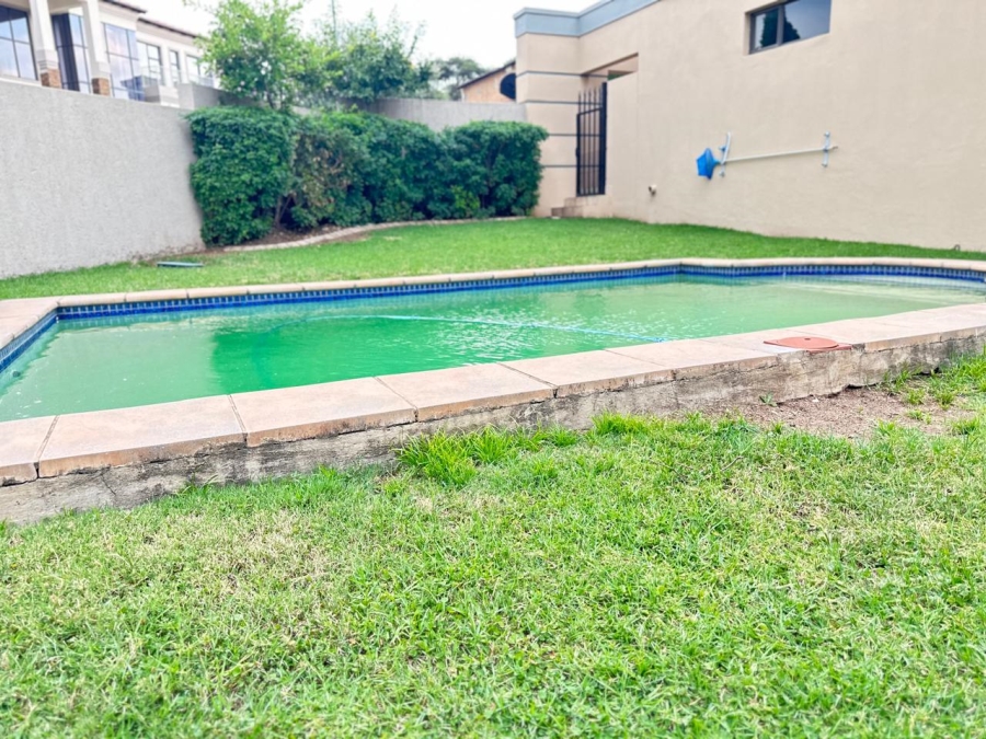 To Let 4 Bedroom Property for Rent in Kyalami Gauteng