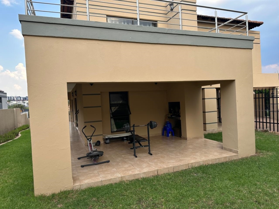 To Let 4 Bedroom Property for Rent in Kyalami Gauteng