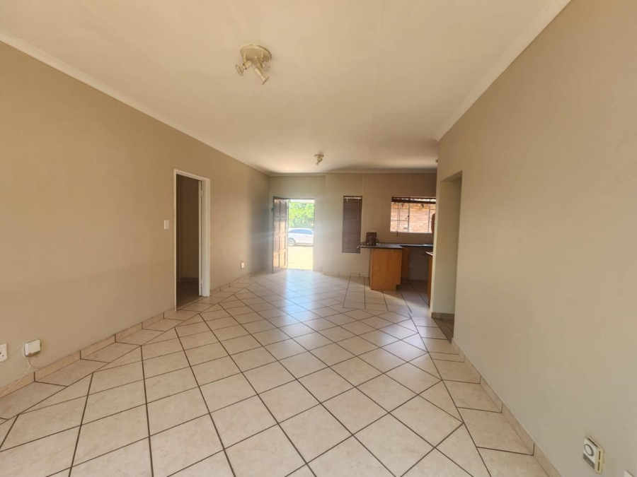 2 Bedroom Property for Sale in Rooihuiskraal North Gauteng